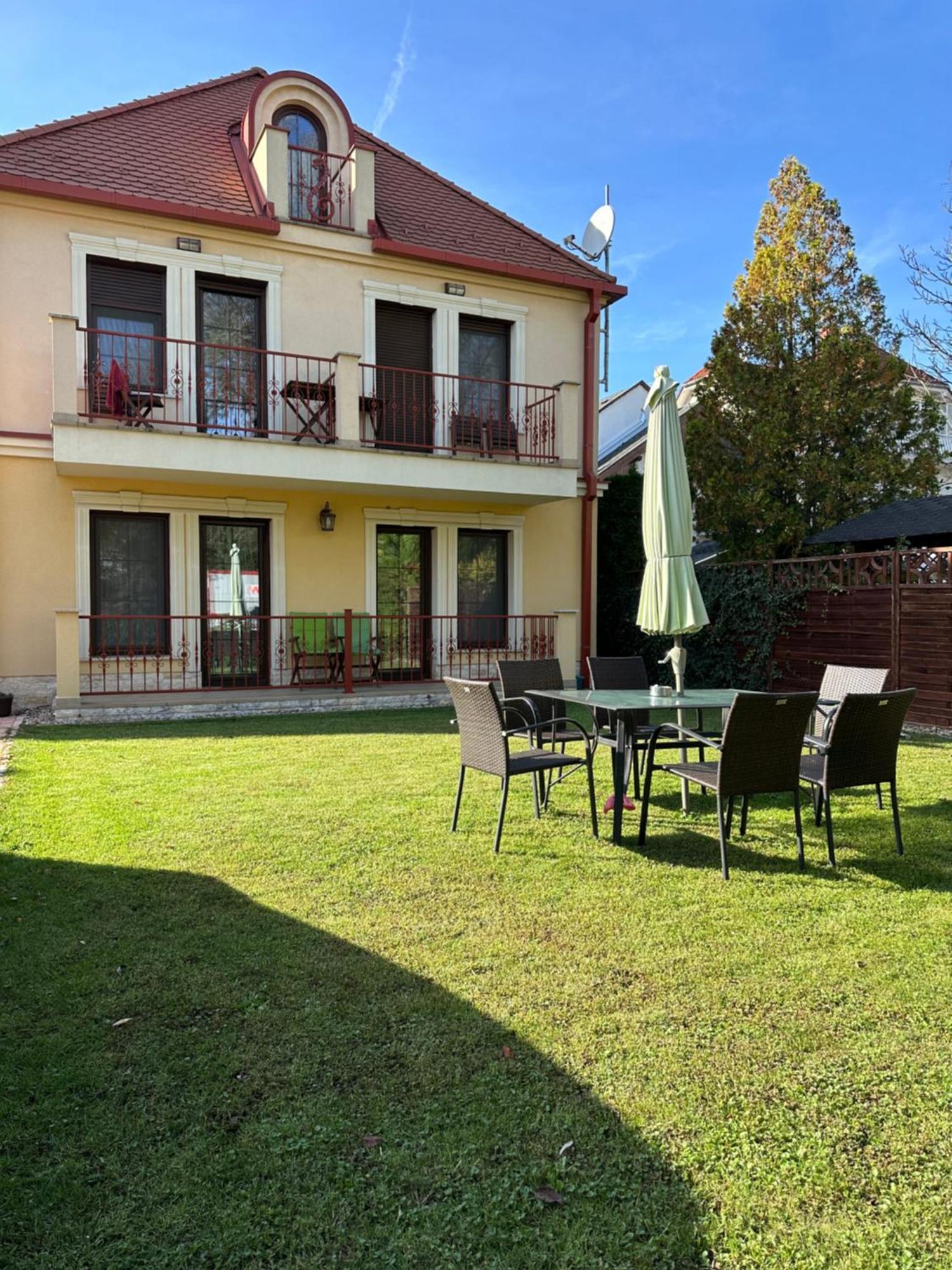 Szent György Villa Apartmanház Hévíz Exterior foto